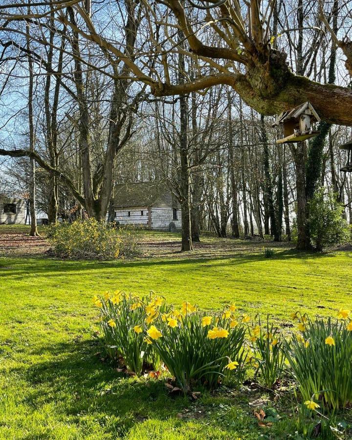 Domaine De Fresnoy Bed & Breakfast Loison-sur-Créquoise Екстериор снимка